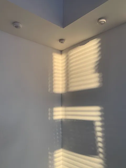 reflektion på vägg